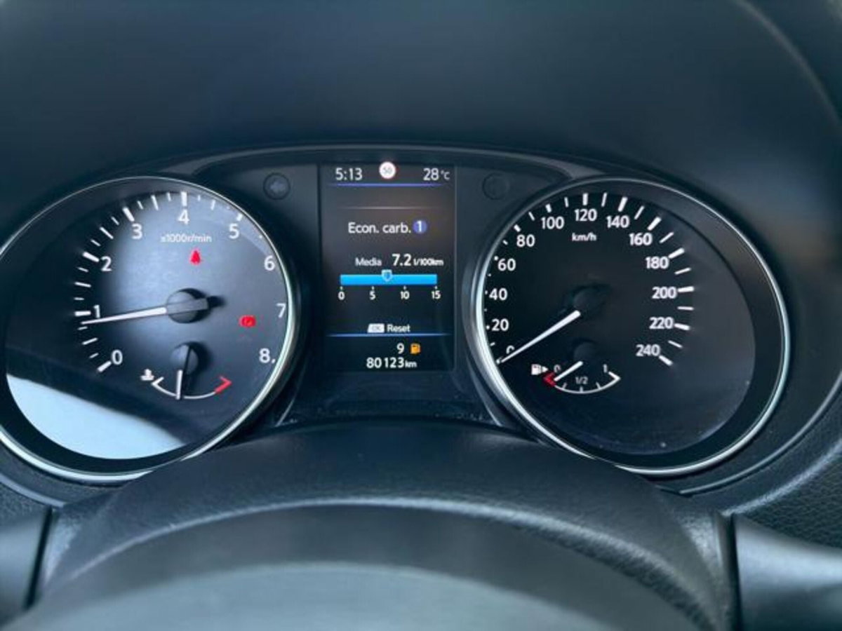 Nissan Qashqai 1.3 DIG-T 140 CV N-Connecta (9)
