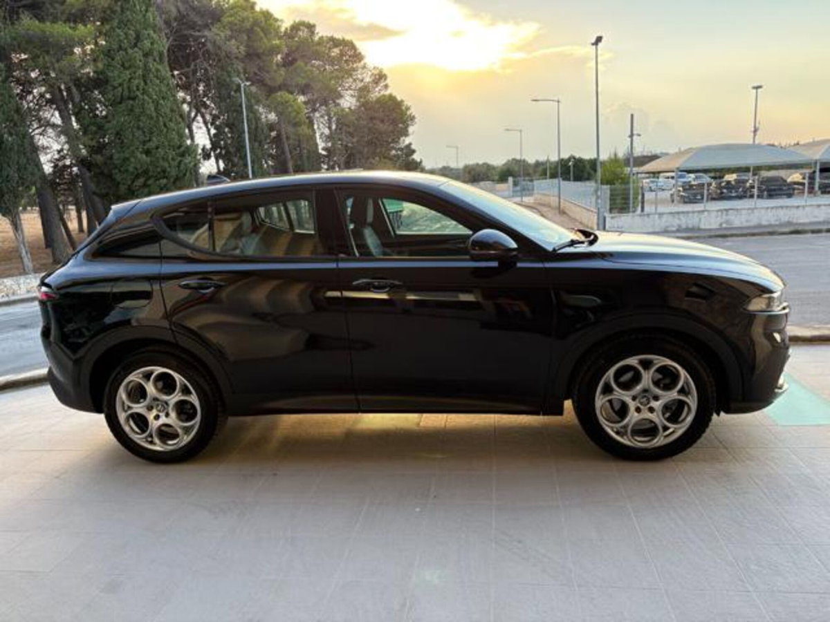 Alfa Romeo Tonale 1.6 Sprint 130cv tct6 (4)