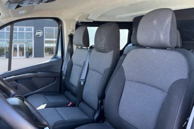 Renault Trafic Furgone van T29 2.0 blue dci 110cv L1H1 (12)