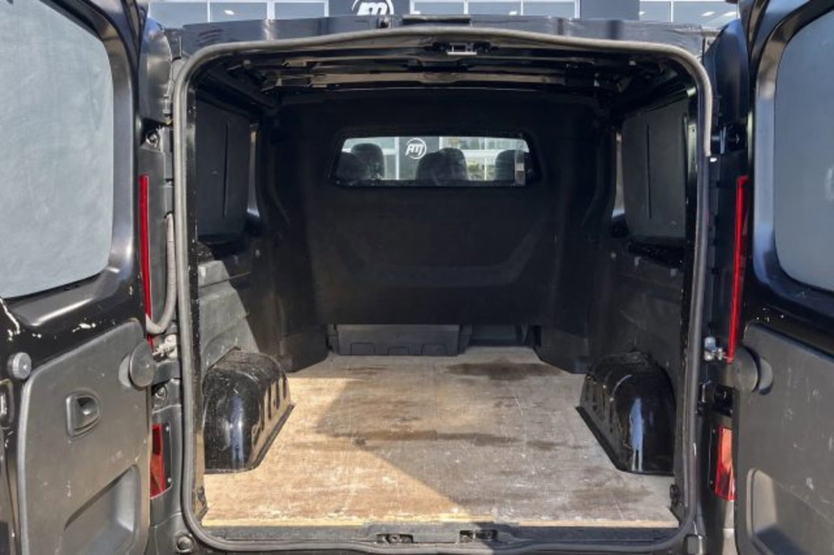Renault Trafic Furgone van T29 2.0 blue dci 110cv L1H1 (19)