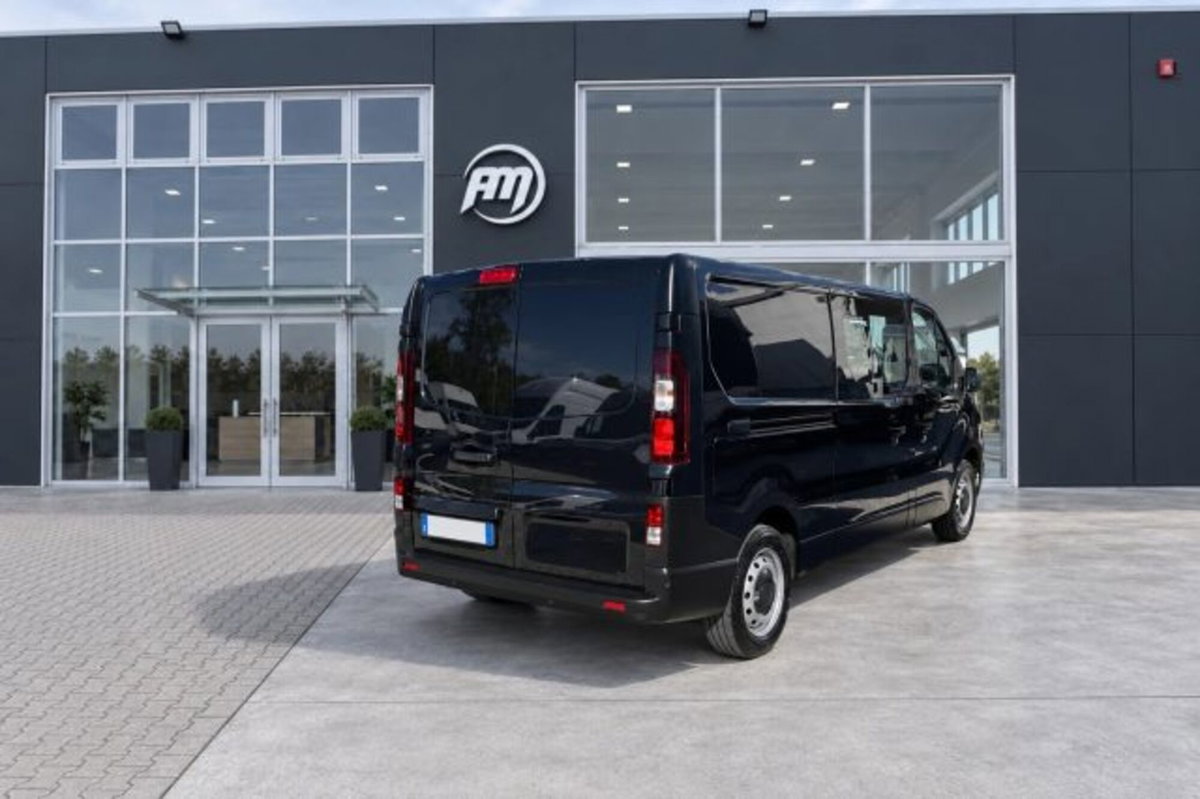 Renault Trafic Furgone van T29 2.0 blue dci 110cv L1H1 (5)