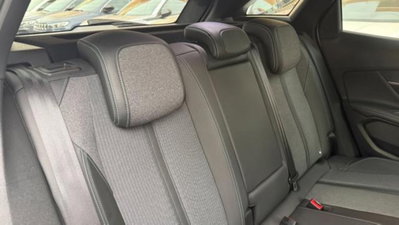 Peugeot 3008 PureTech Turbo 130 S&S Allure Pack (17)