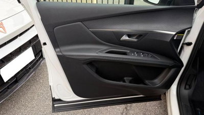 Peugeot 3008 PureTech Turbo 130 S&S Allure Pack (19)