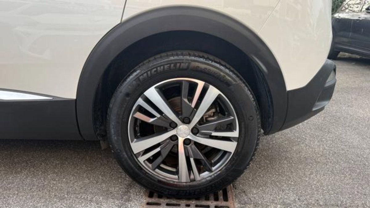 Peugeot 3008 PureTech Turbo 130 S&S Allure Pack (4)