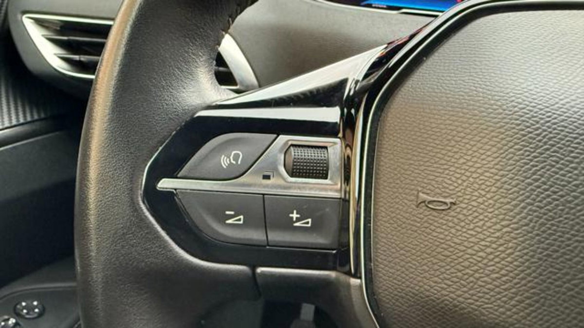 Peugeot 3008 PureTech Turbo 130 S&S Allure Pack (6)