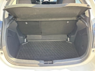 Toyota Yaris Cross 1.5 Hybrid 5p. E-CVT Premiere (15)