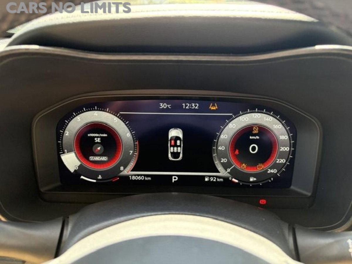 Nissan Juke 1.0 dig-t N-Connecta 114cv (17)