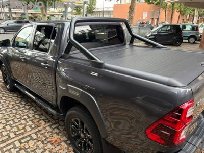 Toyota Hilux 2.8 D A/T 4WD porte Double Cab Invincible (16)
