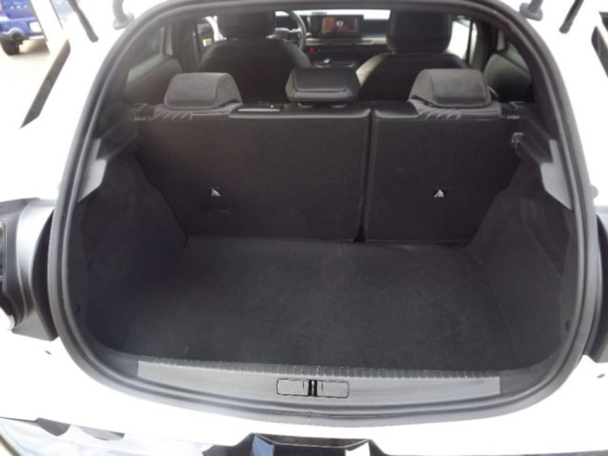 Lancia Ypsilon 1.2 mhev Edizione Cassina e-dct (11)