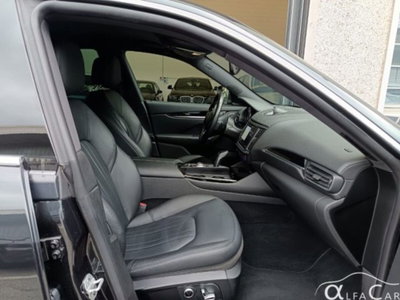 Maserati Levante Levante MHEV 330 CV AWD GT (5)