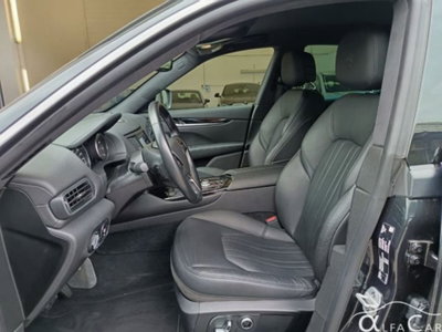 Maserati Levante Levante MHEV 330 CV AWD GT (9)