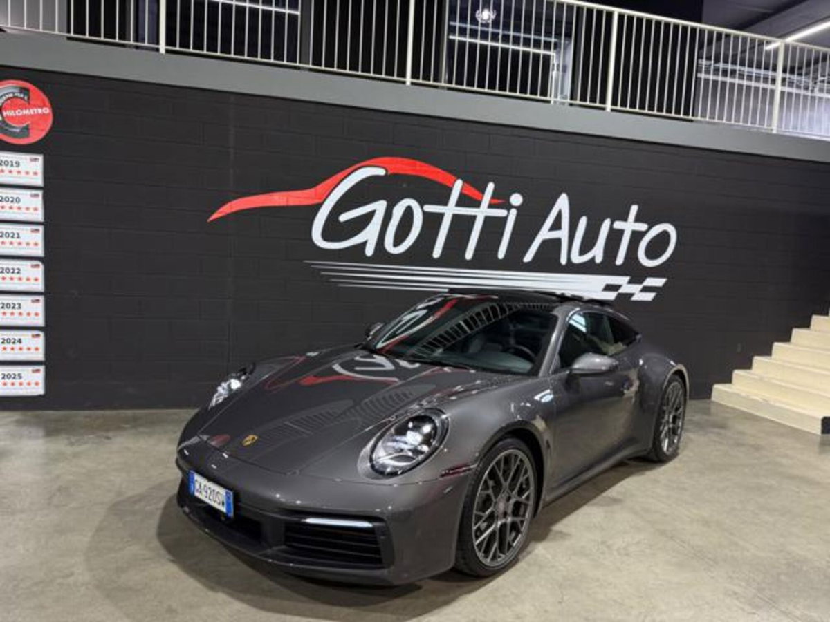 Porsche 911 Coupé Coupe 3.0 Carrera 4 auto