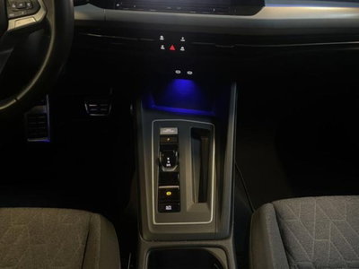 Volkswagen Golf Variant 1.5 eTSI 150 CV EVO ACT DSG R-Line (18)