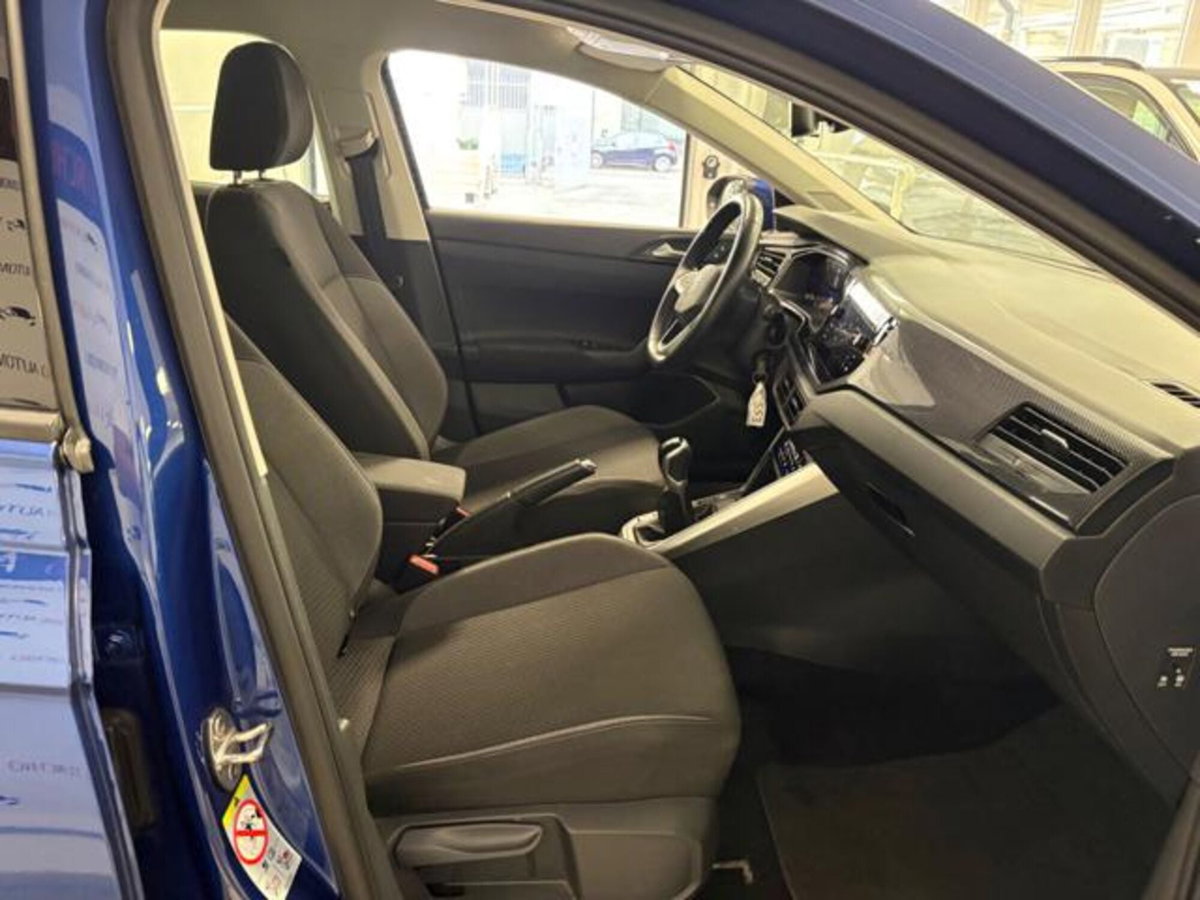 Volkswagen Taigo 1.0 tsi Life 115cv (16)