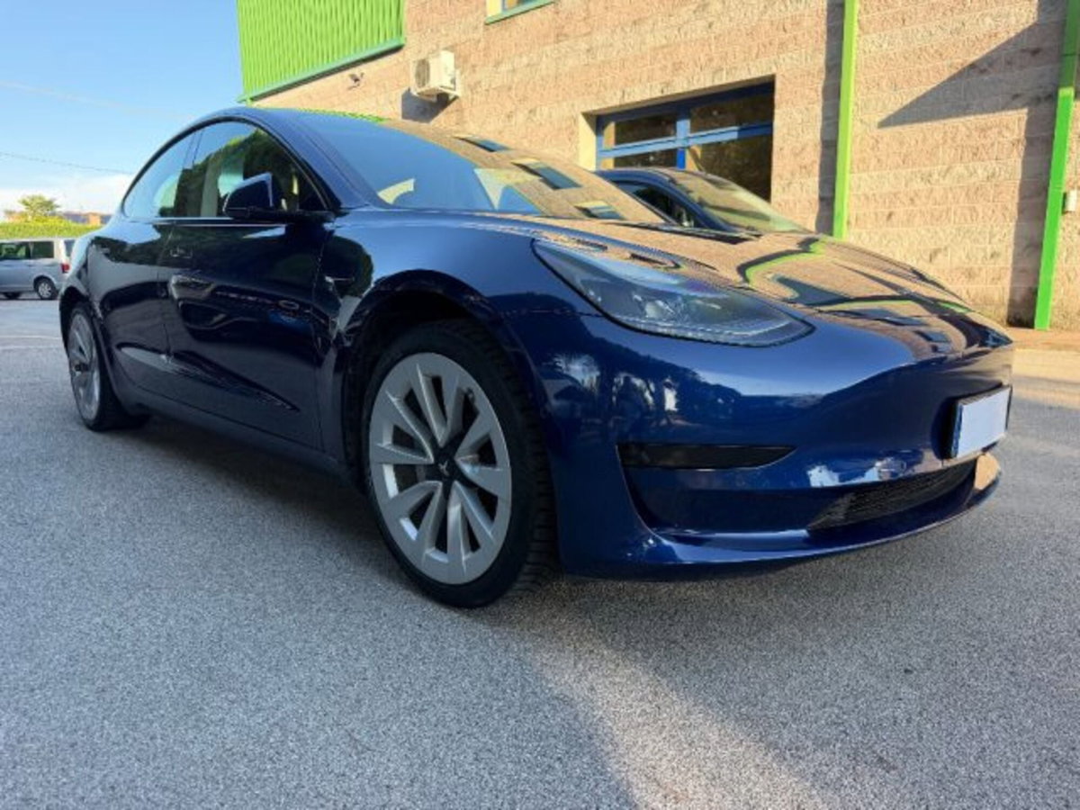 Tesla Model 3 Model 3 Standard RWD Plus