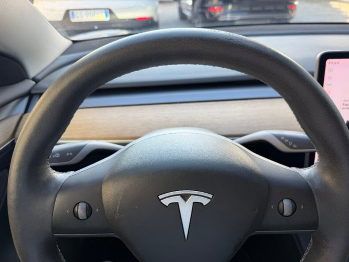Tesla Model 3 Model 3 Standard RWD Plus (8)