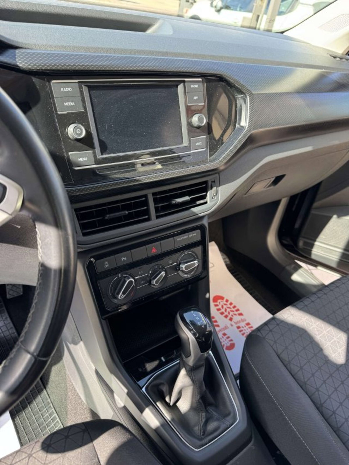 Volkswagen T-Cross 1.0 TSI 110 CV DSG Style (11)