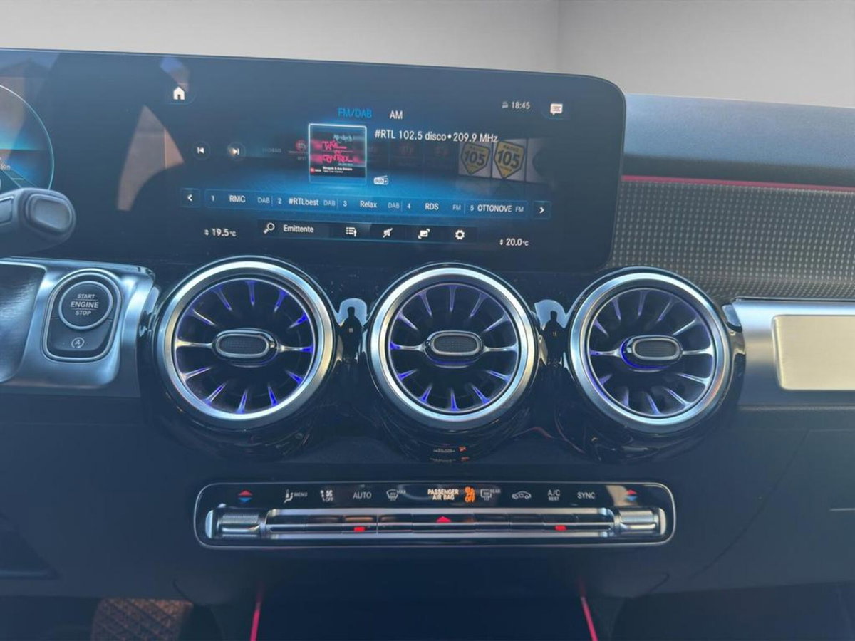 Mercedes-Benz GLB 200 d Automatic Sport Plus (15)