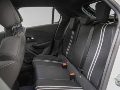 Opel Corsa 1.2 hybrid GS 100cv dct6 (10)