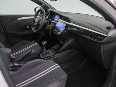 Opel Corsa 1.2 hybrid GS 100cv dct6 (12)