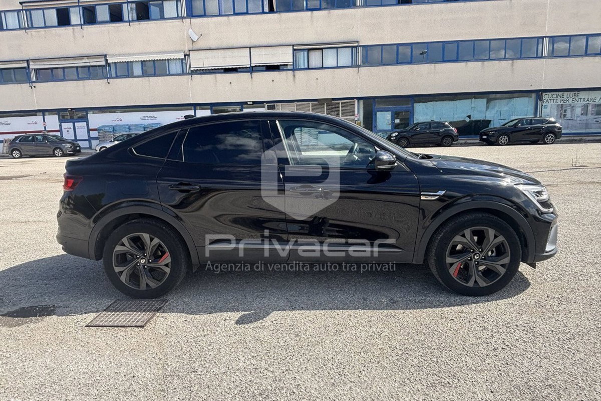 Renault Arkana E-Tech 145 CV R.S. Line (4)