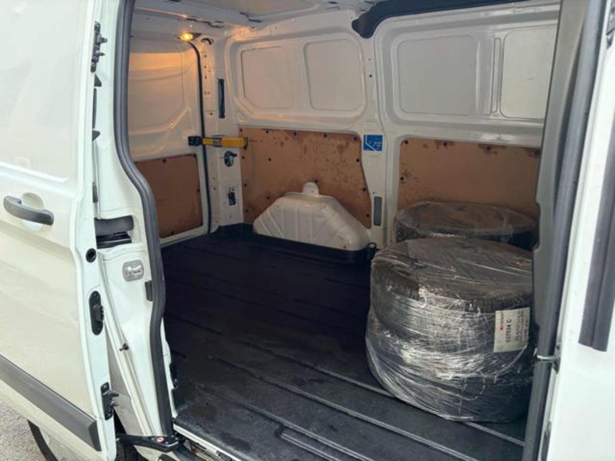 Ford Transit Custom Furgone 280 2.0 EcoBlue 130 PC Furgone Trend (17)