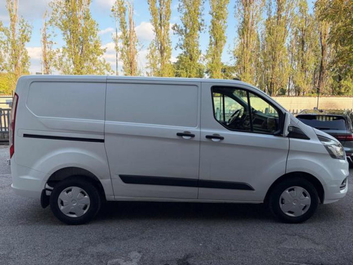 Ford Transit Custom Furgone 280 2.0 EcoBlue 130 PC Furgone Trend (5)