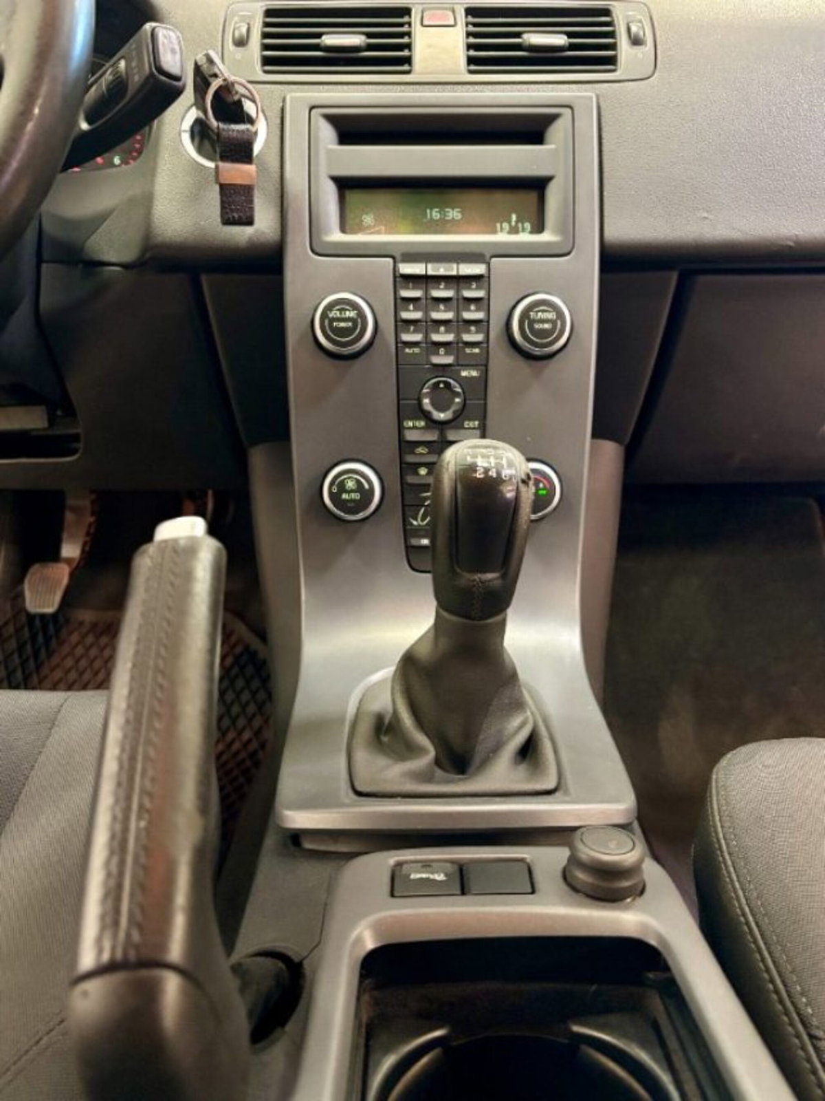 Volvo C30 D2 Black Design (11)