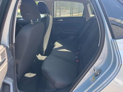 Volkswagen Polo 1.0 Young 80cv (14)
