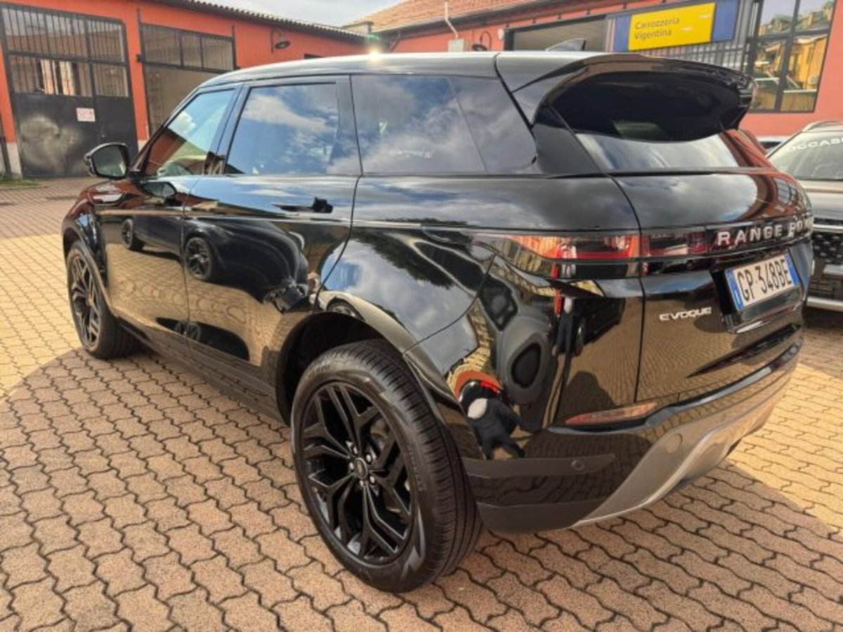 Land Rover Range Rover Evoque 2.0D I4 163 CV AWD Auto SE (5)