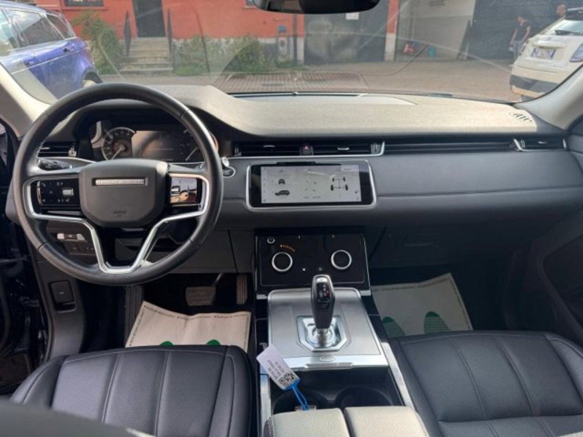 Land Rover Range Rover Evoque 2.0D I4 163 CV AWD Auto SE (9)