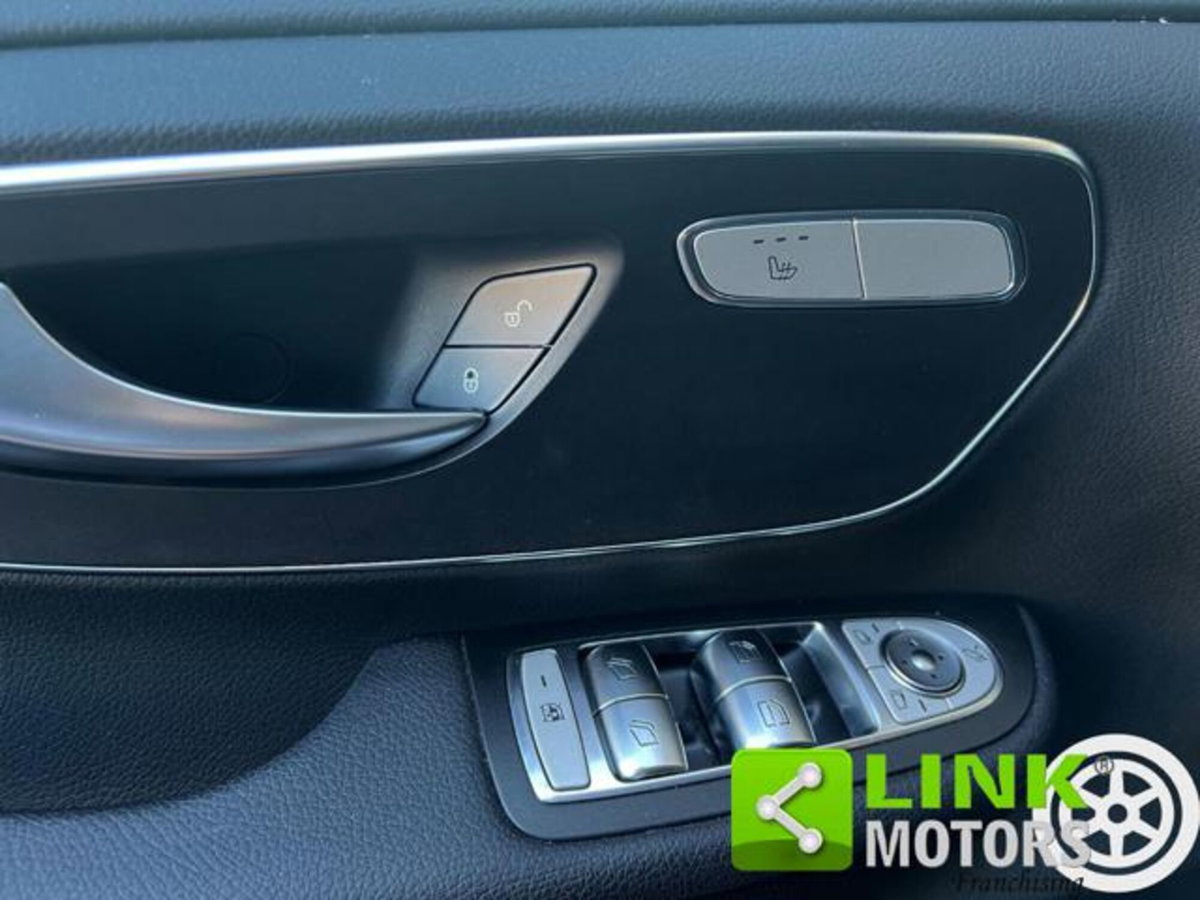 Mercedes-Benz Classe V 220 d Automatic Sport Compact (11)