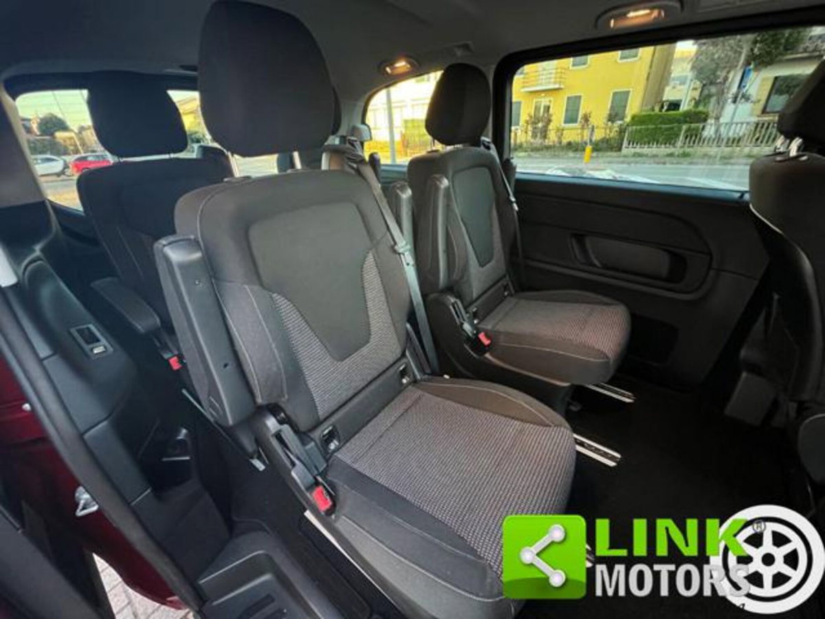 Mercedes-Benz Classe V 220 d Automatic Sport Compact (16)