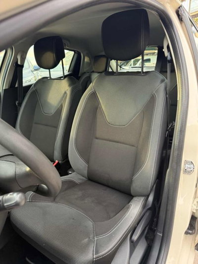Renault Clio TCe 12V 90 CV GPL 5 porte Moschino Life (10)
