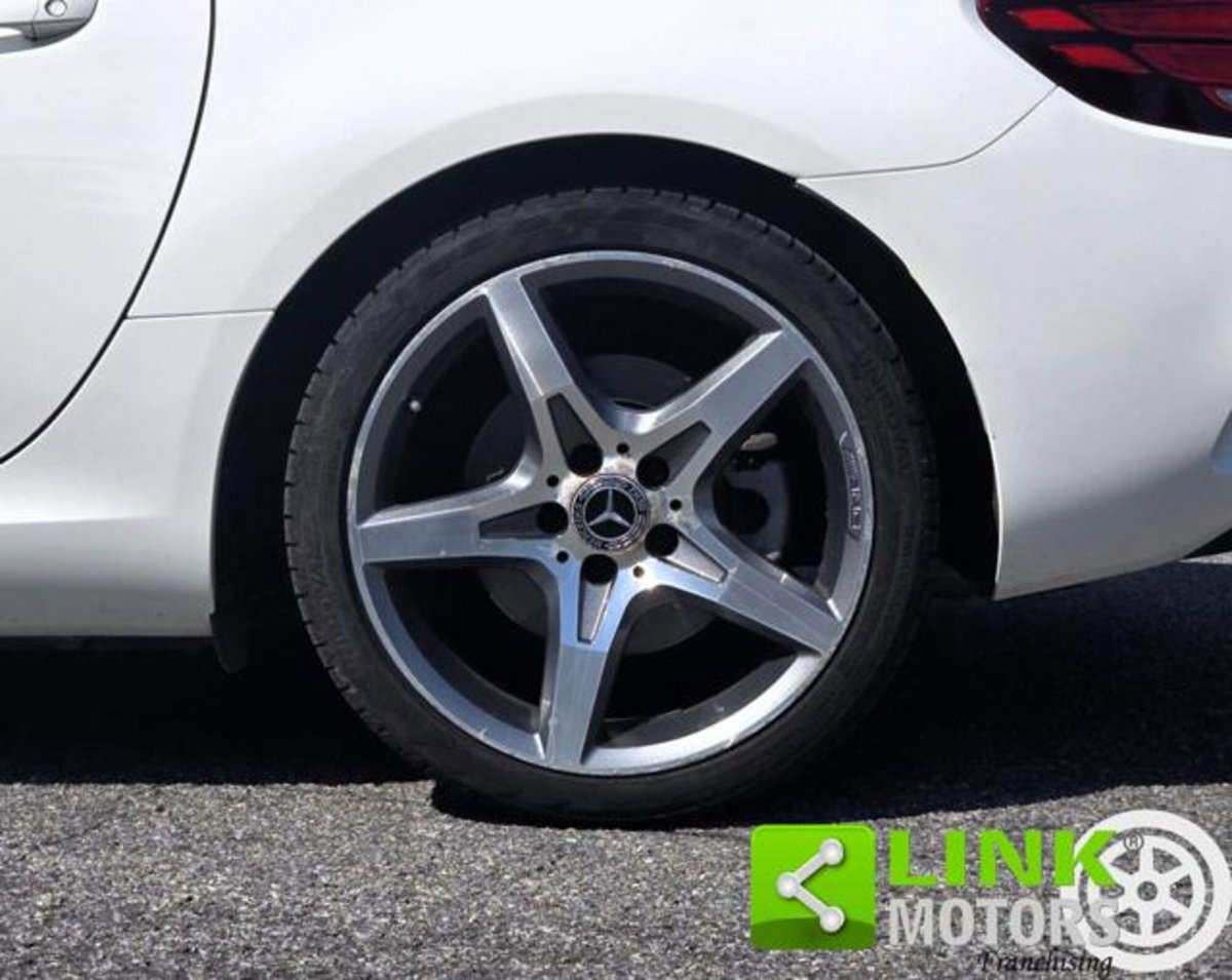 Mercedes-Benz SLC 180 AMG line (20)