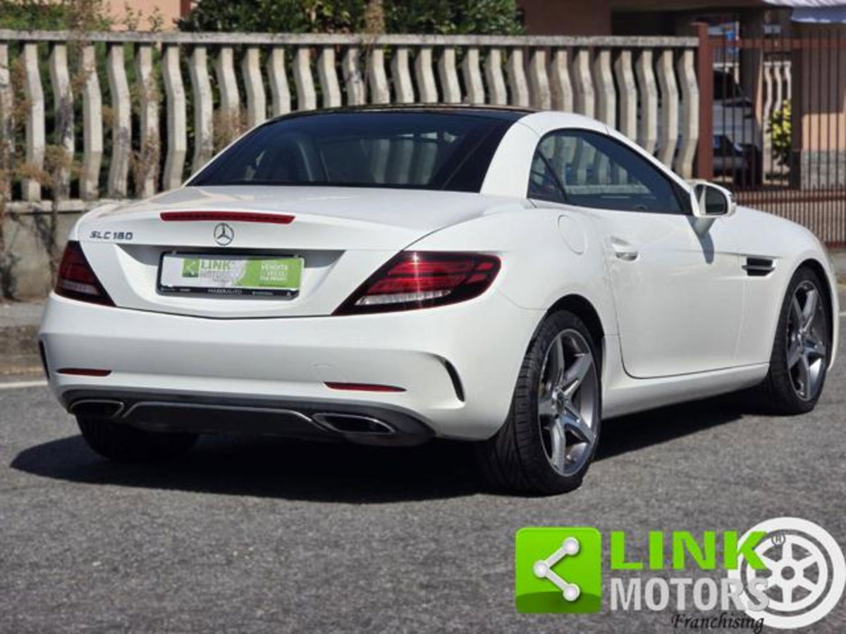Mercedes-Benz SLC 180 AMG line (9)
