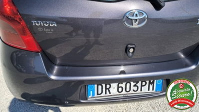 Toyota Yaris 1.3 5 porte Sol (5)