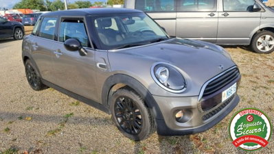 MINI Mini 1.5 Cooper D Baker Street 5 porte (13)