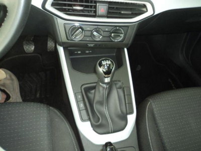 SEAT Arona 1.0 EcoTSI Black Edition (6)