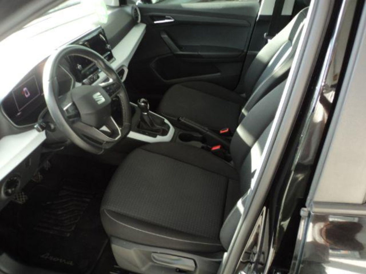 SEAT Arona 1.0 EcoTSI Black Edition (7)