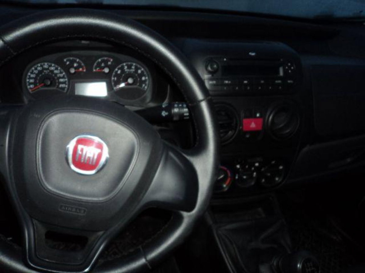 Fiat Qubo 1.4 8V 77 CV Easy Natural Power (9)