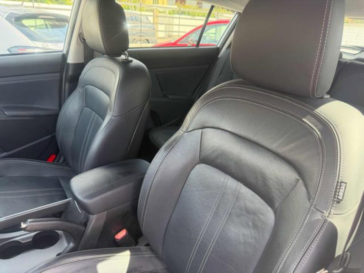 Kia Sportage 1.7 CRDI 2WD Cool (8)