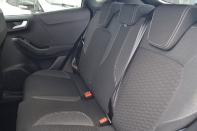 Ford Puma 1.0 EcoBoost Hybrid 125 CV S&S aut. Titanium Design (9)
