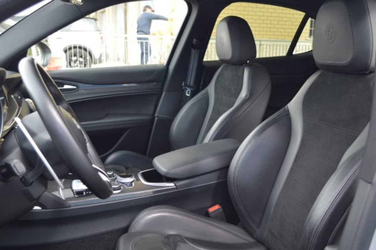 Alfa Romeo Stelvio Stelvio 2.9 Bi-Turbo V6 510 CV AT8 Quadrifoglio (8)