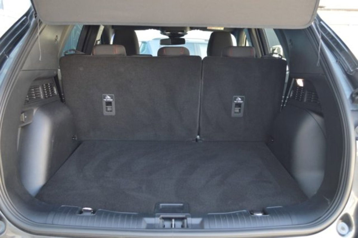 Ford Kuga 1.5 EcoBoost 150 CV 2WD ST-Line (20)