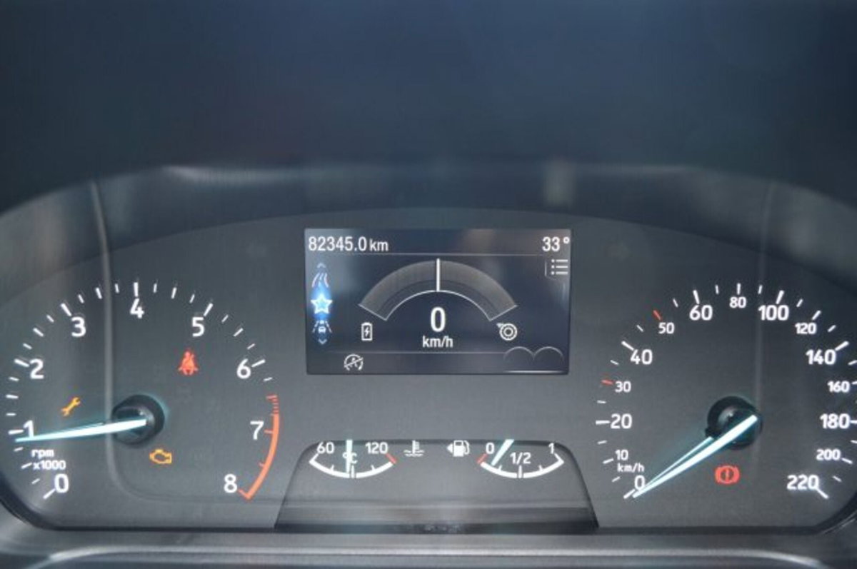 Ford Puma 1.0 EcoBoost Hybrid 125 CV S&S aut. Titanium Design (11)