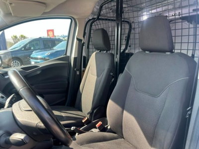 Ford Transit Courier 1.0 EcoBoost 100CV  Trend (9)