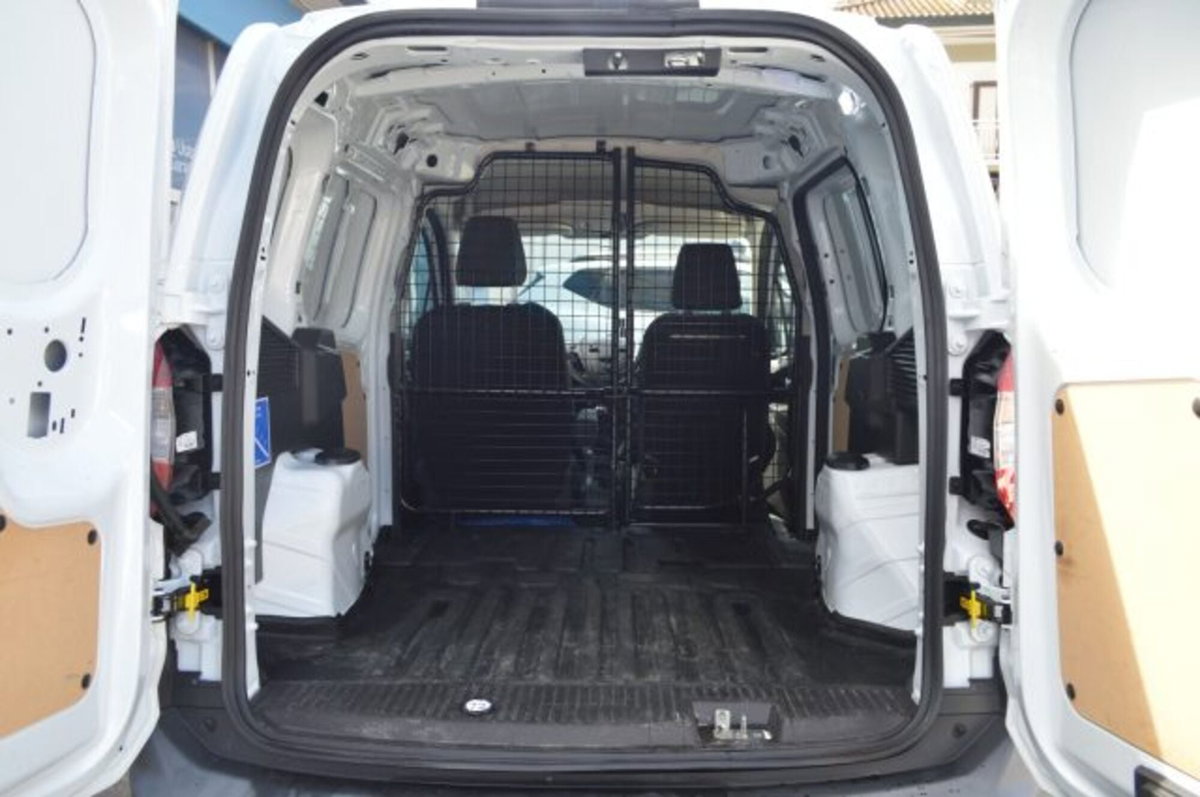 Ford Transit Courier 1.0 EcoBoost 100CV  Trend (17)