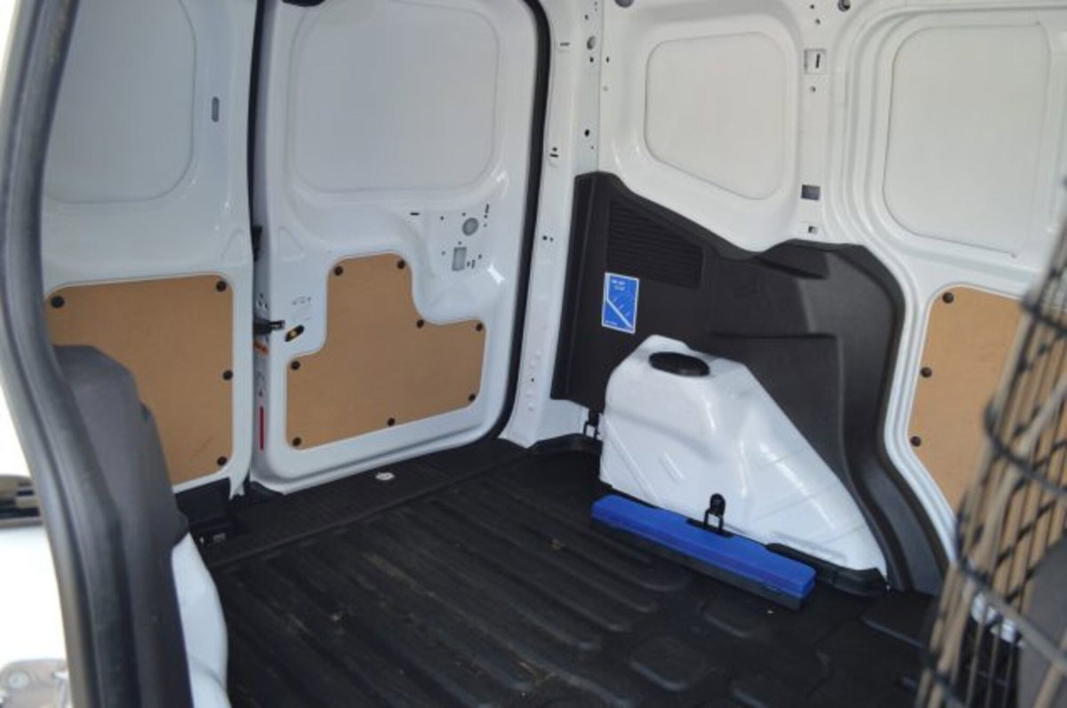 Ford Transit Courier 1.0 EcoBoost 100CV  Trend (16)