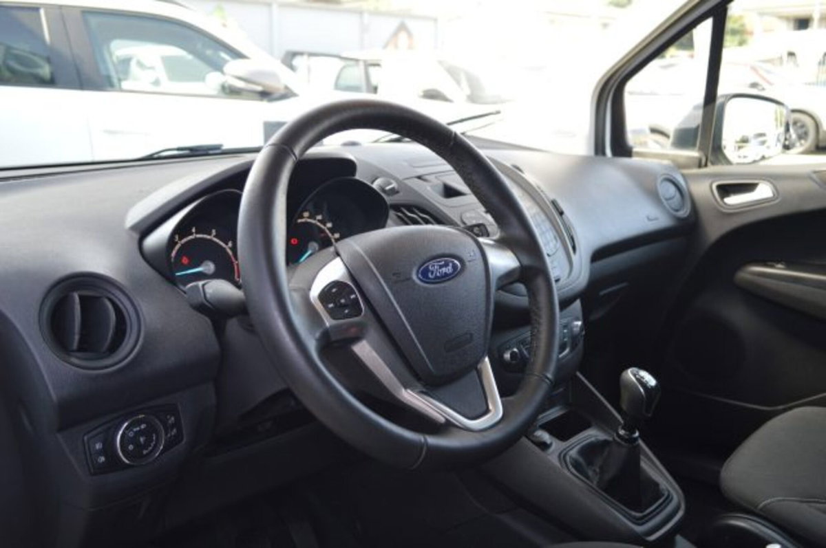 Ford Transit Courier 1.0 EcoBoost 100CV  Trend (7)